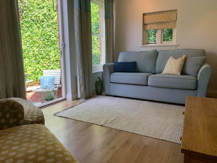 Beautiful Georgian Cottage Within A Private Walled Garden Oakham Zewnętrze zdjęcie