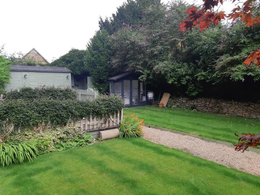Beautiful Georgian Cottage Within A Private Walled Garden Oakham Zewnętrze zdjęcie